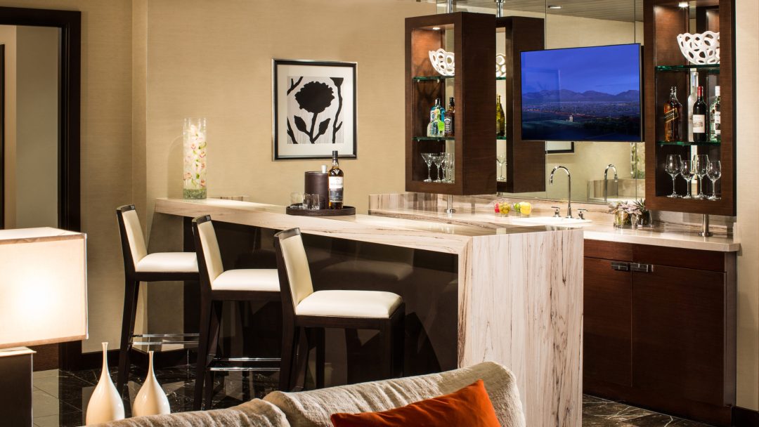Luxury Suite Bar