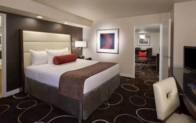 King Suites